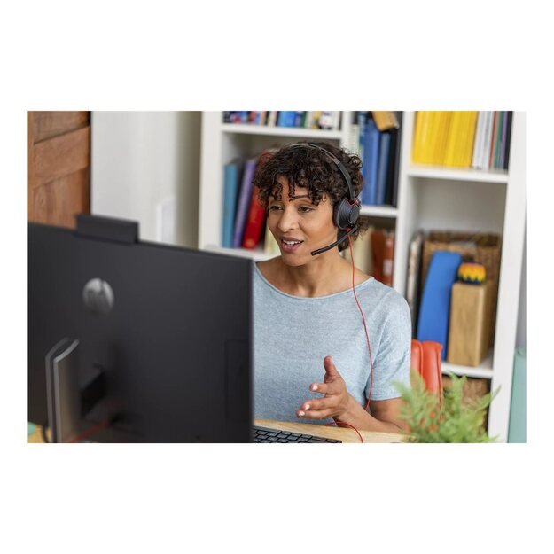 HP Poly Blackwire 5220 Stereo USB-C Headset +3.5mm Plug +USB-C/A Adapter 5