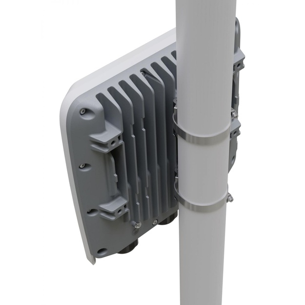 MIKROTIK RB5009UPr+S+OUT Outdoor Router 7x RJ45 1000Mb/s 1x RJ45 2.5Gb/s POE LAN port 1x SFP+ 1x USB 3.0 150W PoE