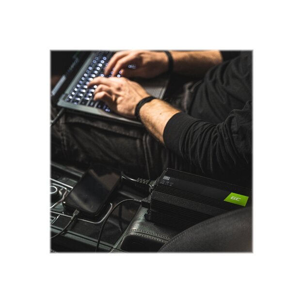 GREEN CELL Car Power Inverter 12V to 230V 1000W/2000W Pure Sine 46