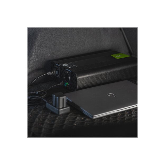 GREEN CELL Car Power Inverter 12V to 230V 1000W/2000W Pure Sine 58