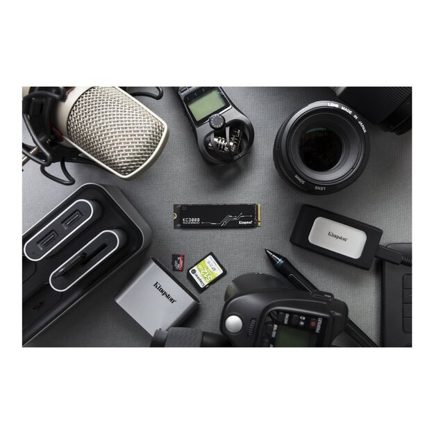 KINGSTON KC3000 4096GB PCIe 4.0 NVMe M.2 SSD 18