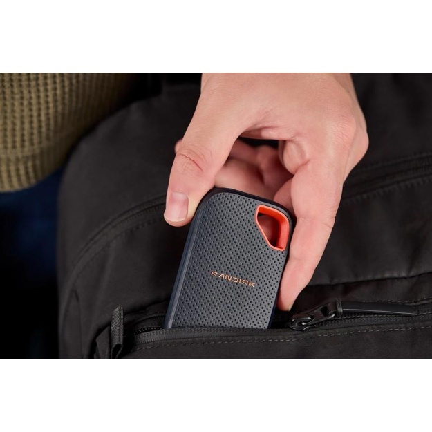 External SSD|SANDISK|Read speed 2000 MB/s|1000 GB|SanDisk Extreme Portable SSD (V3) 1 TB (SDSSDE70-1T00-G25)|SDSSDE70-1T00-G25