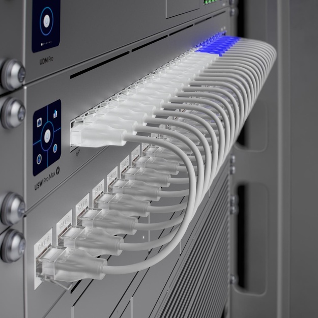 NET SWITCH 24PORT 2.5GBE 8POE+/USW-PRO-MAX-24-POE UBIQUITI