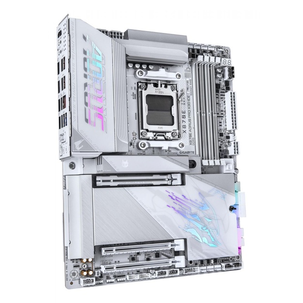 GIGABYTE X870E A PRO X ICE AM5 4xDDR5 4xSATA 4xM.2
