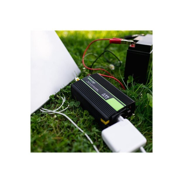 GREEN CELL Voltage Car Inverter 12V to 220V 2000W/4000W Modified Sine Wave